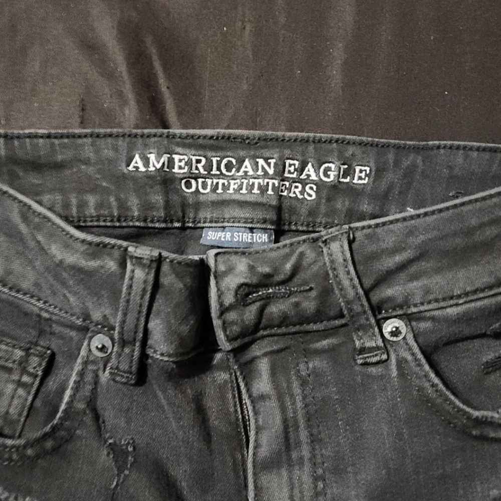Shorts - Picture 3 of 4